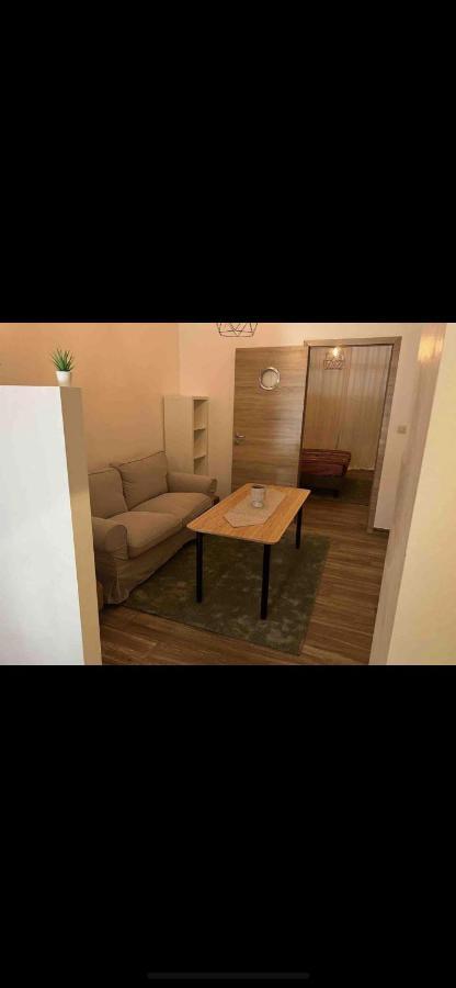 Sans Souci 1 Apartment บรัสเซลส์ ภายนอก รูปภาพ